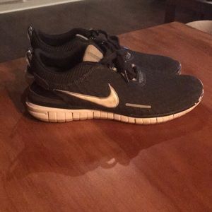 Retro Nike Free Trainer